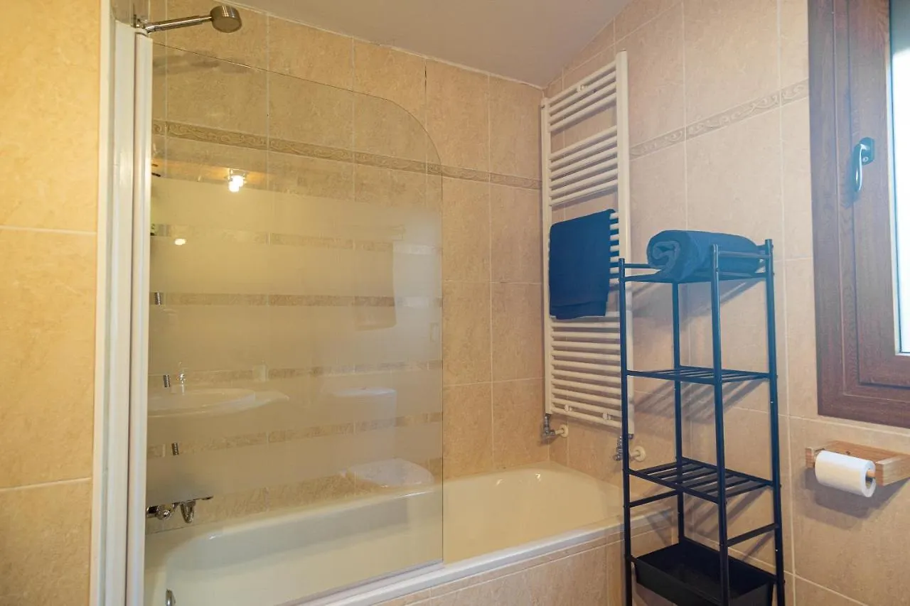 Tres Ossos Apartamento Vacacional La Molina  Apartment La Molina (Girona)